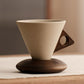 Vintage kaffemugg med trähandtag och träfat